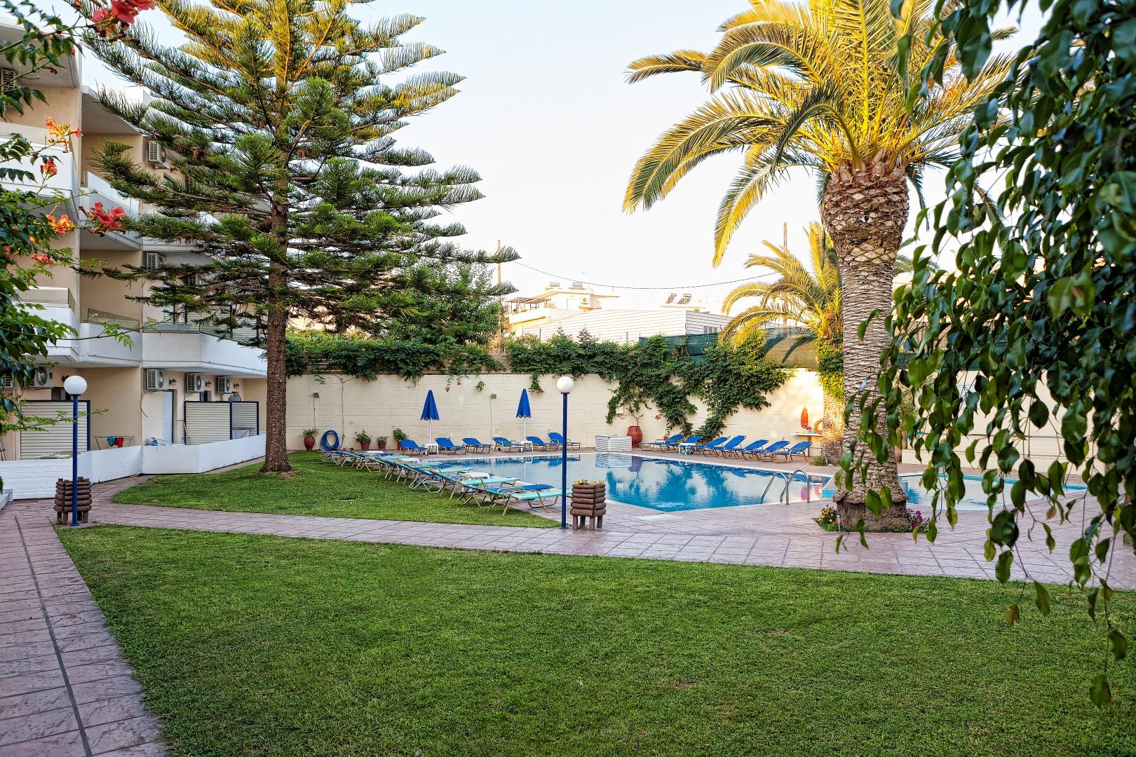 Cretan Sun Aparthotel Adelianos Kampos Eksteriør bilde